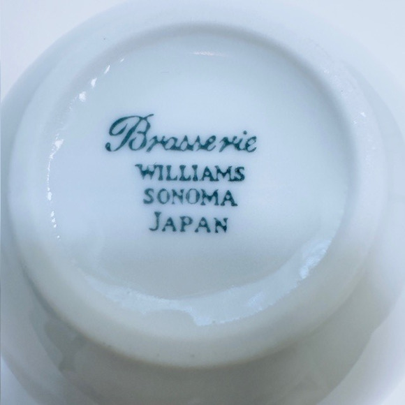 Williams-Sonoma Flat Cup Brasserie Blue Set of 4 White w/Blue Band Japan - Picture 8 of 14